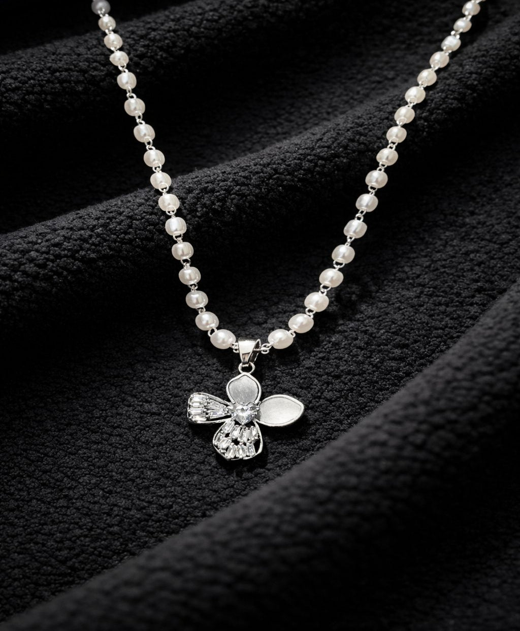 Pearl Bloom Necklace